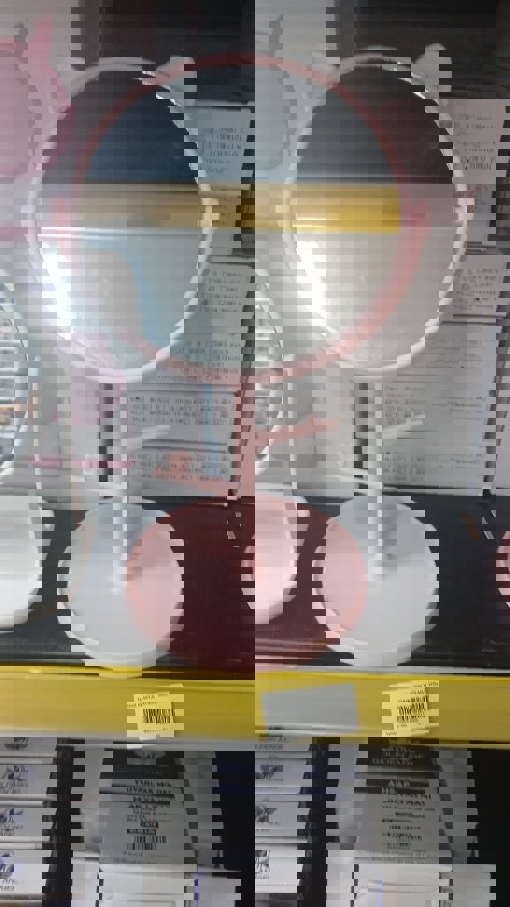 TUTKU PLASTIK AYAKLI KEDI KULAKLI AYNA *3109* 60*